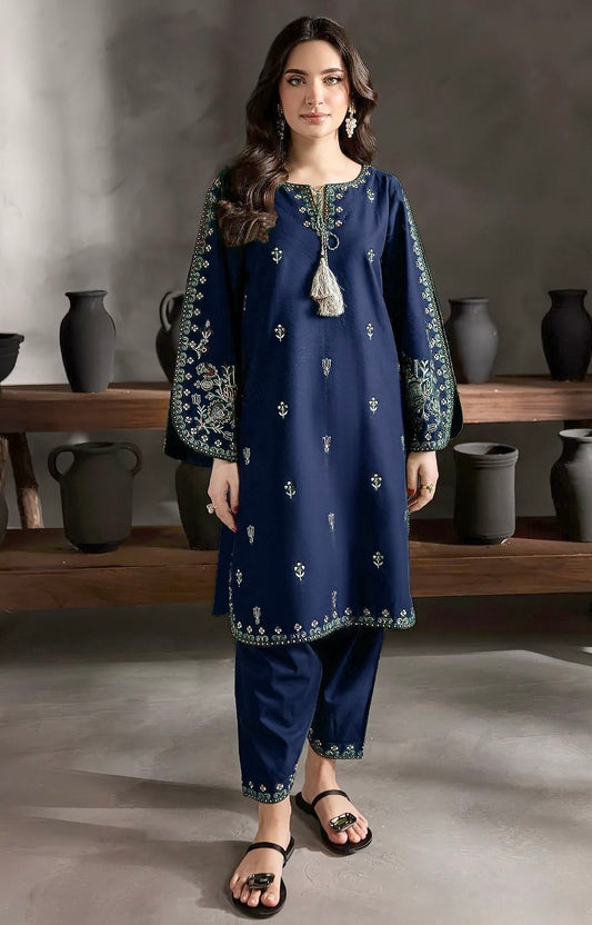 UMZAY | DHANAK 2 PC FULL HEAVY EMB SUIT FOR WINTER 2025-26