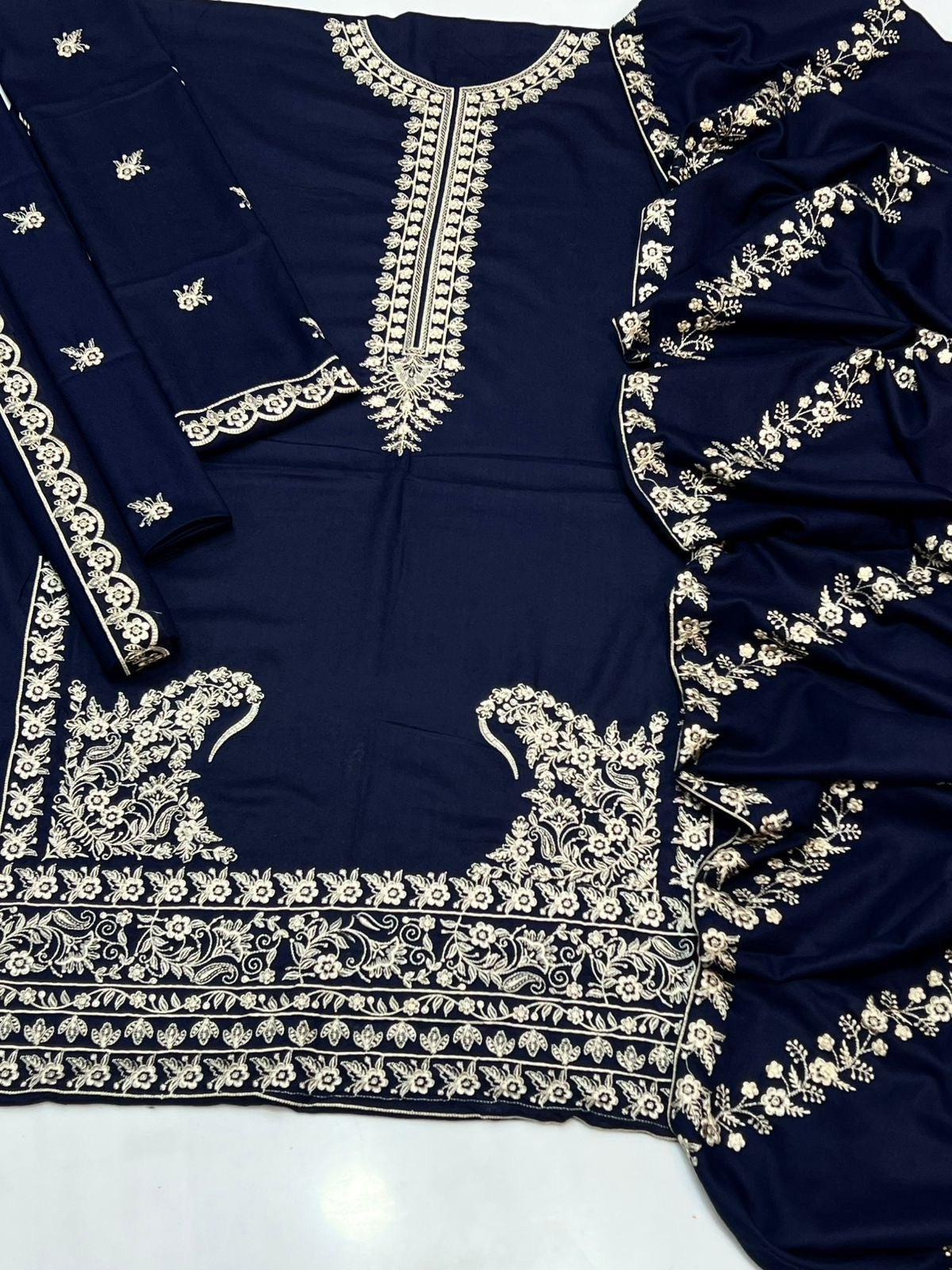 HUSSAIN REHAR| DHANAK 3 PIECE UNSTICHED FULL HEAVY EMB SUIT WITH HEAVY EMB SHAWL FOR WINTER 2025-26