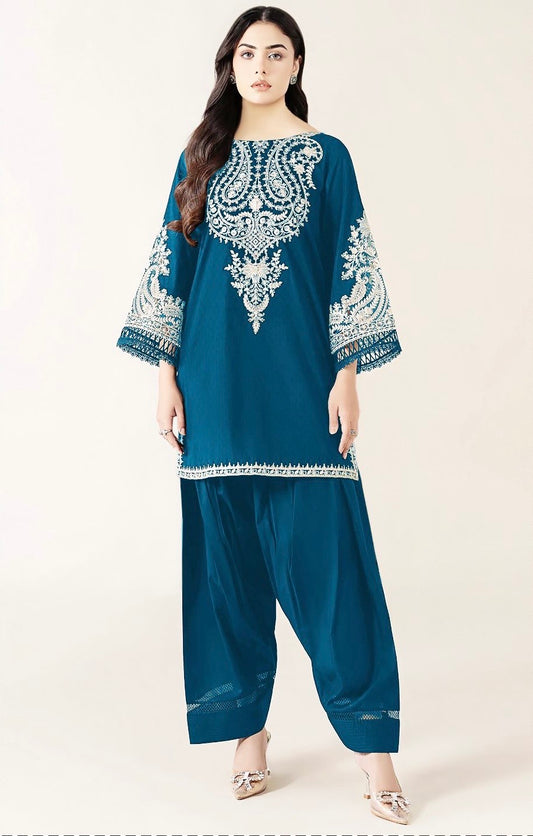 UMZAY | DHANAK 2 PC FULL HEAVY EMB SUIT FOR WINTER 2025-26