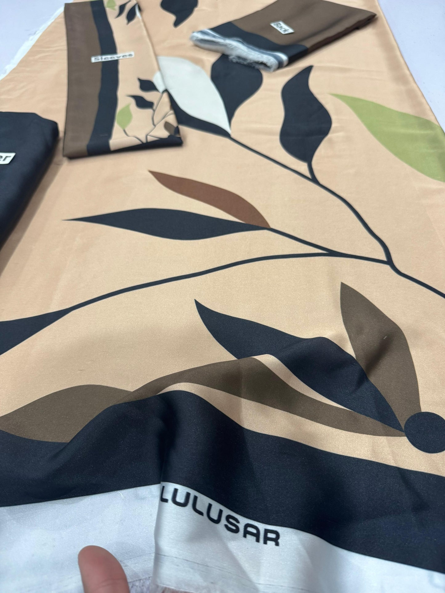 LULUSAR | DIGITAL PRINTED 2 PIECE WITH DIGITAL PRINTED SHIRT & TROUSER FOR WINTER 2024-2025