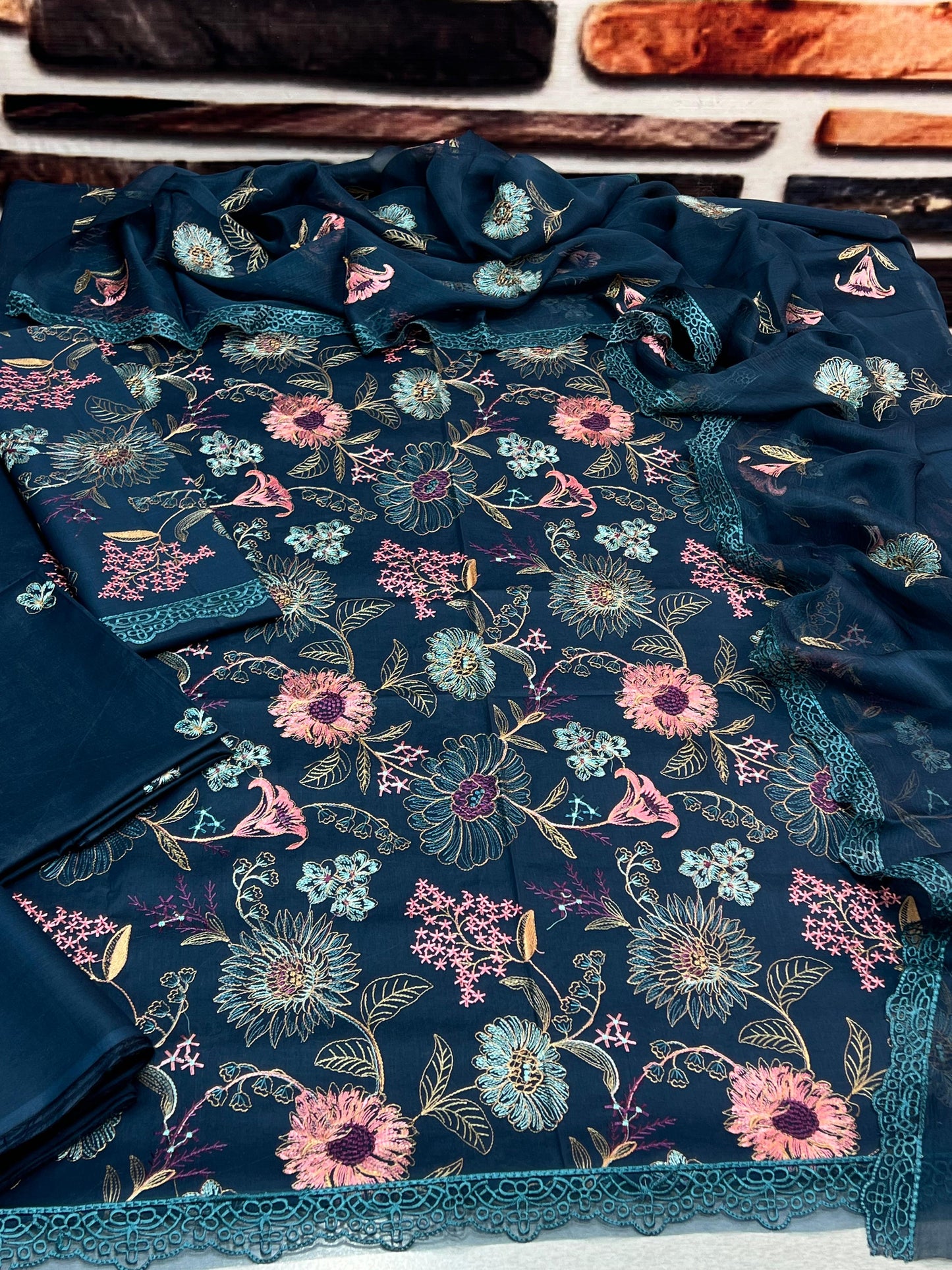 BAREEZE |  LAWN 3 PIECE UNSTICHED FULL HEAVY EMB SUIT FOR SUMMER 2025