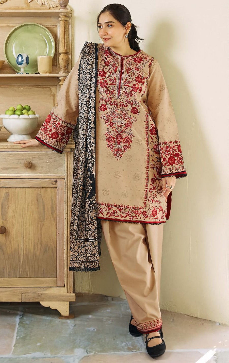 ZARA SHAHJAHAN | LAWN 3 PIECE UNSTICHED FULL HEAVY EMB SUIT FOR SUMMER 2025