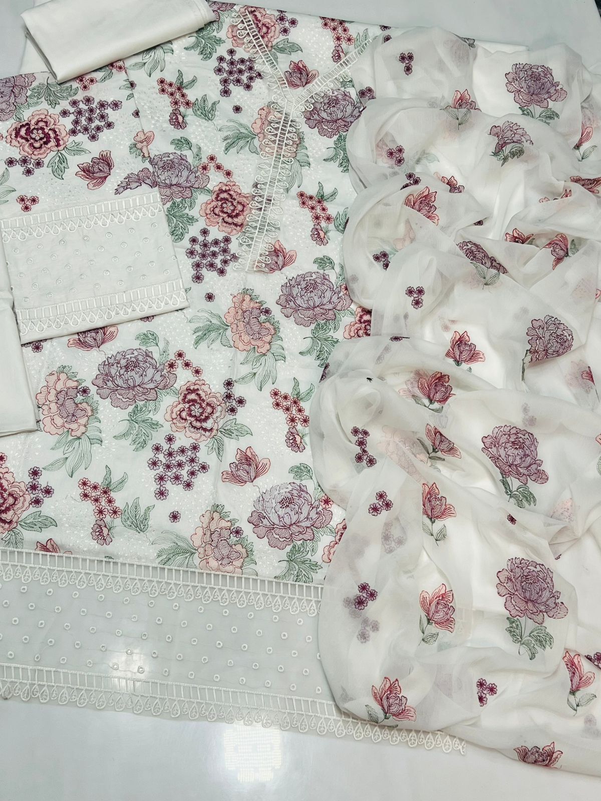 BAREEZE | LAWN 3 PIECE UNSTICHED FULL HEAVY EMB SUIT FOR SUMMER 2025