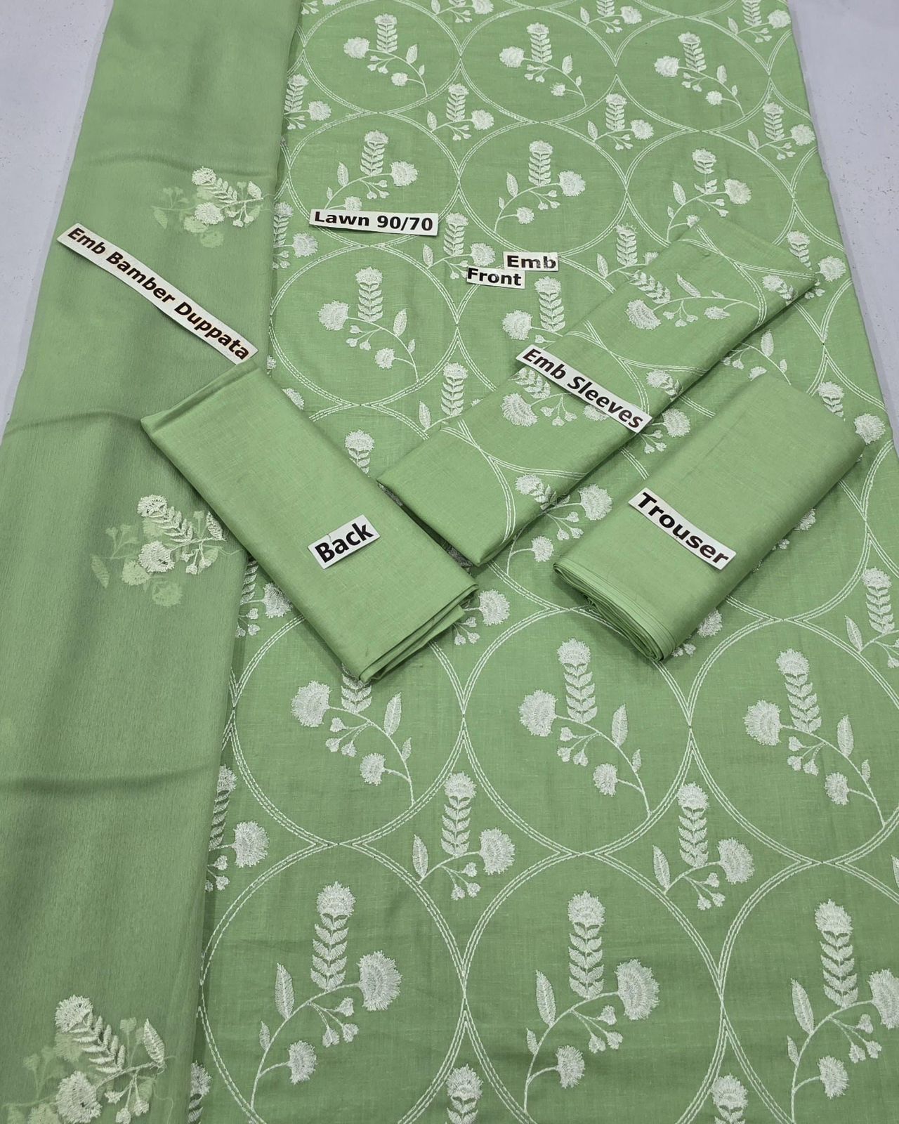 BAREEZE | LAWN 3 PIECE FULL HEAVY EMB UNSTICHED SUIT FOR SUMMER 2025