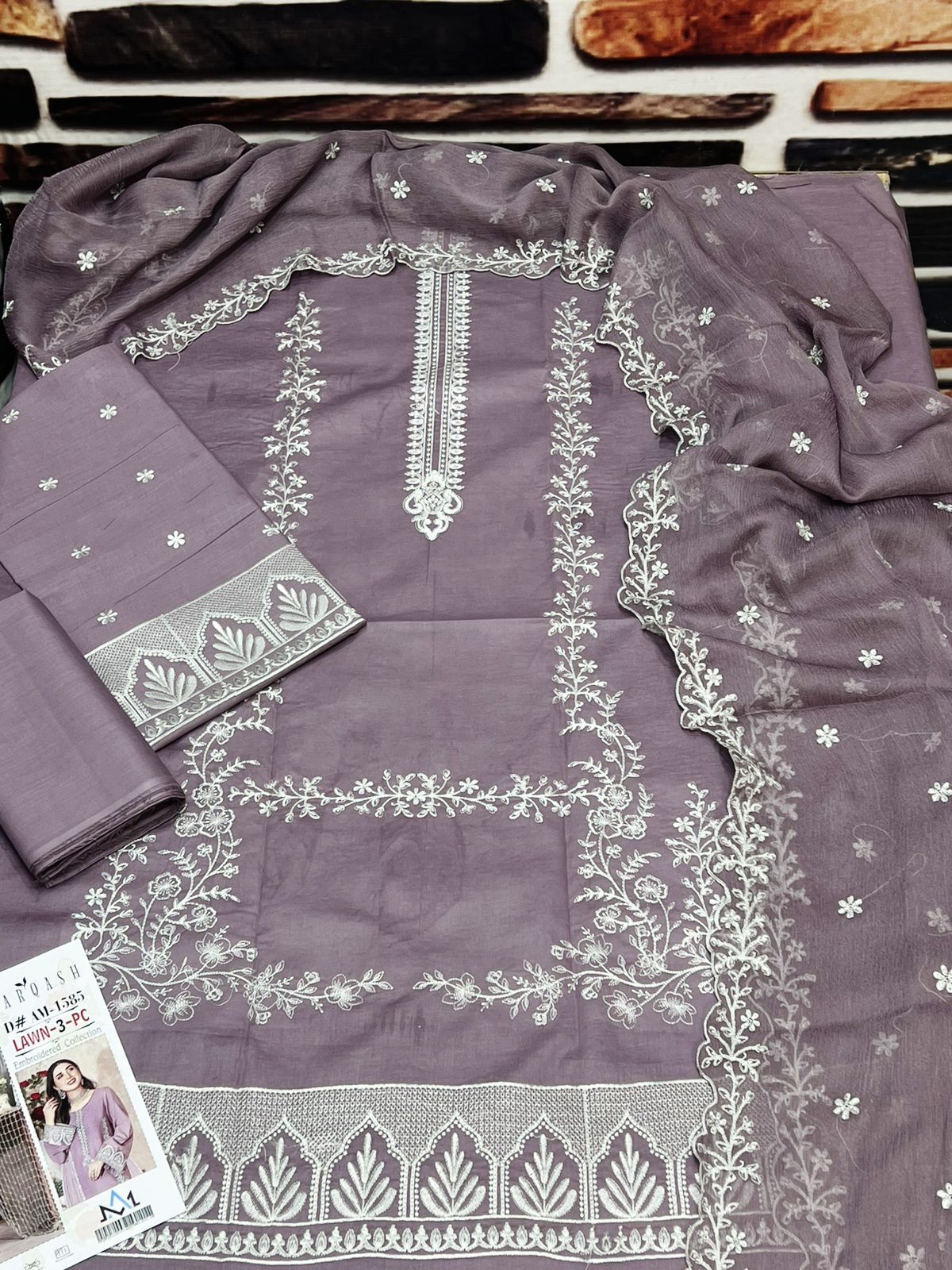 ZARQASH | LAWN 3 PIECE UNSTICHED FULL HEAVY EMB SUIT FOR SUMMER 2025
