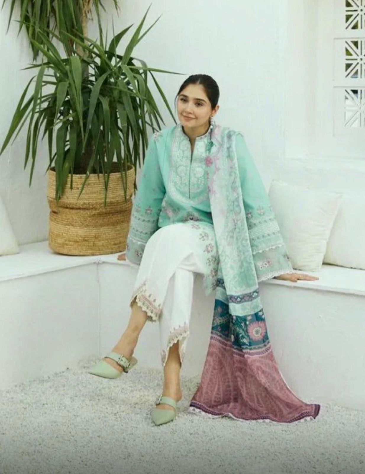 COCO BY ZARA SHAH JHAN | LINEN 3 PIECE FULL EMB SUIT FOR WINTER 2024-2025