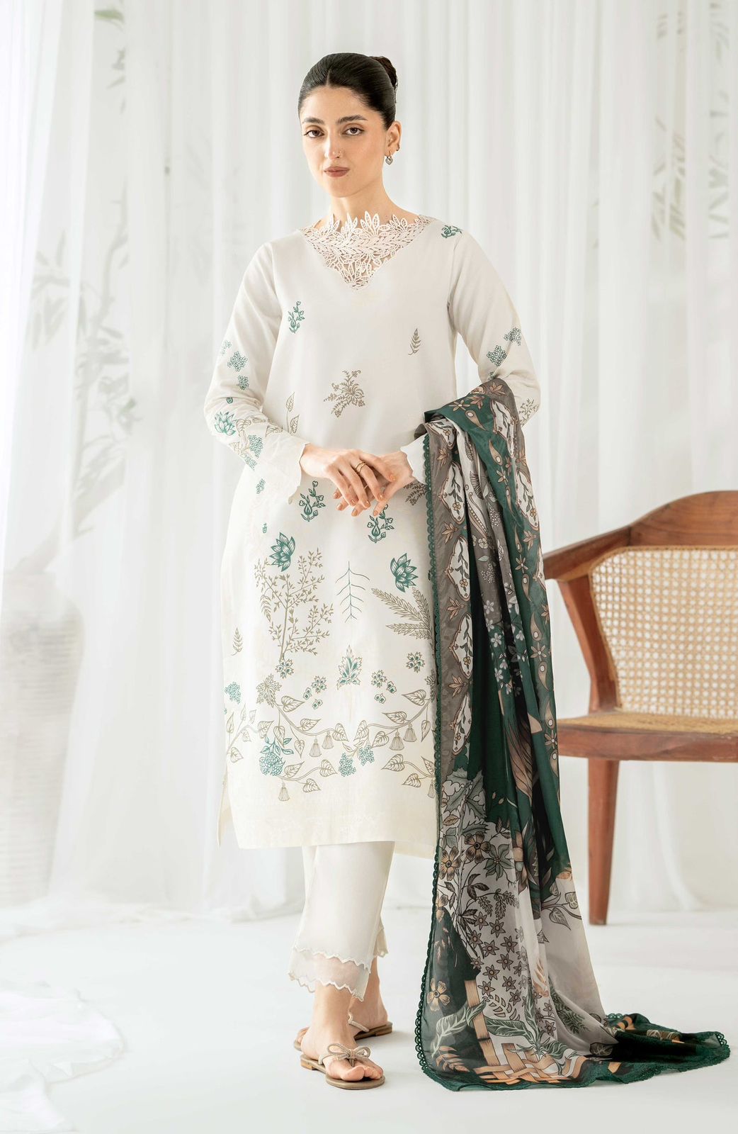 ASIM JOFA | LAWN 3 PIECE FULL EMB UNSTICHED SUIT FOR SUMMER 2015