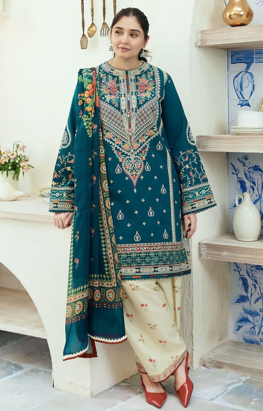 ZARA SHAHJAHAN | LAWN 3 PIECE UNSTICHED FULL HEAVY EMB SUIT FOR SUMMER 2025