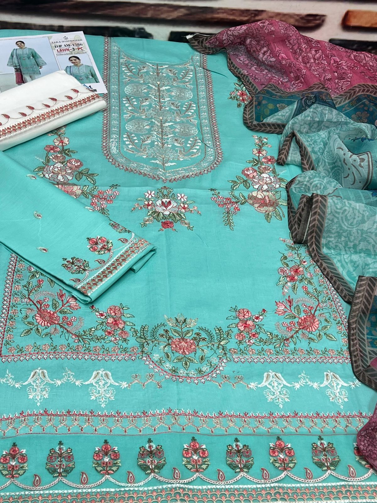 ZARA SHAHJAHAN | LAWN 3 PIECE UNSTICHED FULL HEAVY EMB SUIT FOR SUMMER 2025