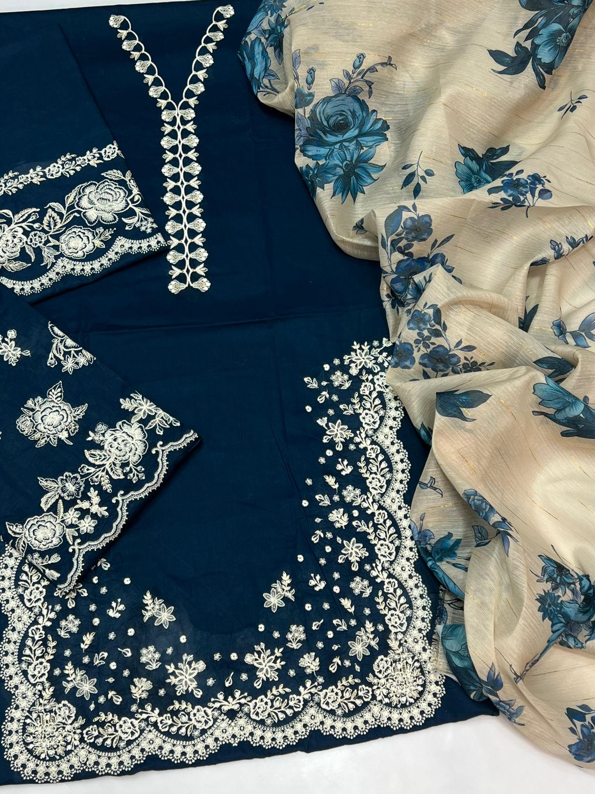 ZARA SHAH JAHAN | LAWN 3 PIECE UNSTICHED FULL HEAVY EMB SUIT FOR SUMMER 2025