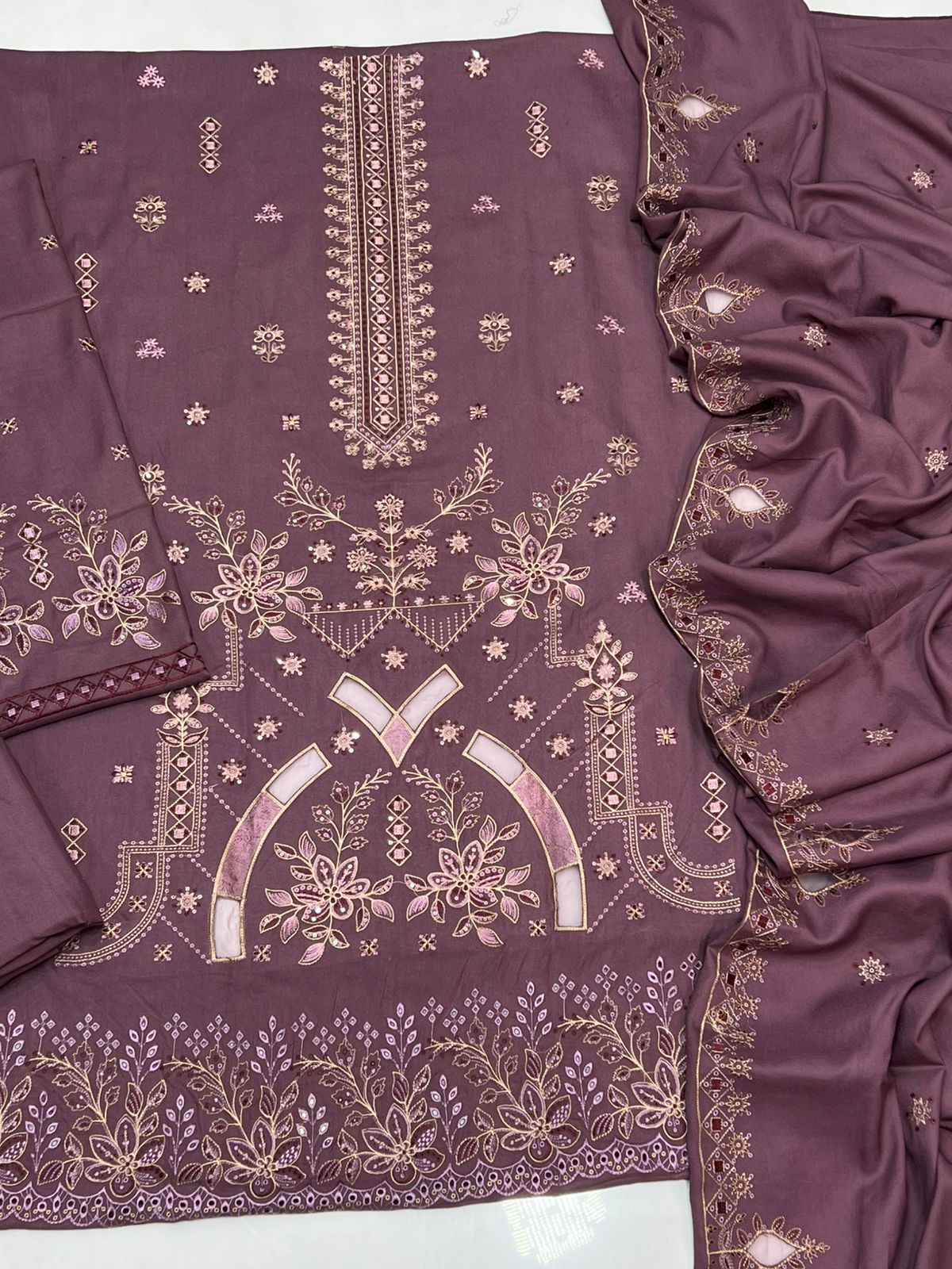 BAREEZE | DHANAK 3 PIECE UNSTICHED FULL HEAVY EMB SUIT WITH HEAVY EMB SHAWL FOR WINTER 2025-26
